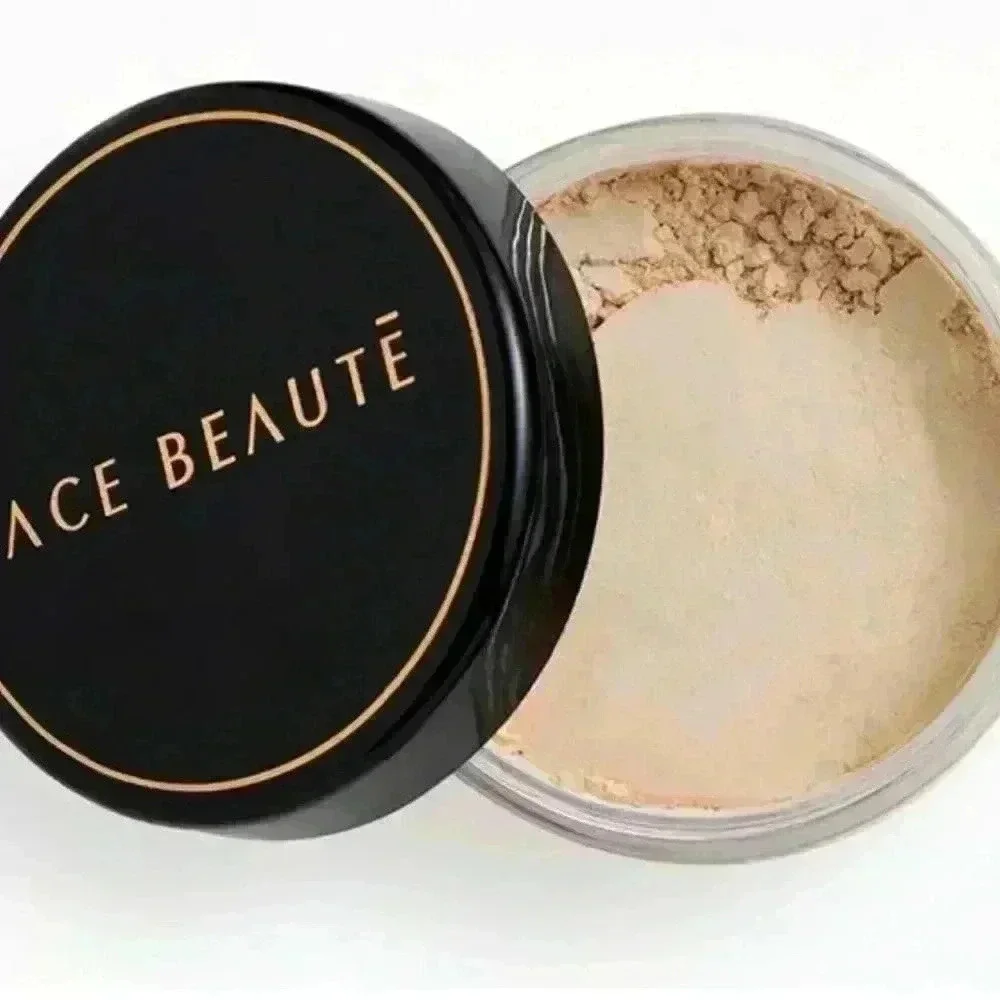 ACE BEAUTÉ Effortless Radiance Loose Setting Powder in Fair